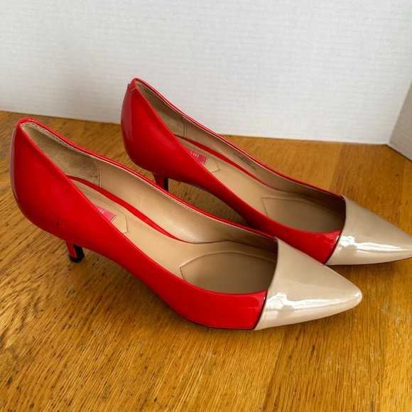 ISAAC MIZRAHI | Spectator Pumps | Sz 8.5 - Picture 2 of 9